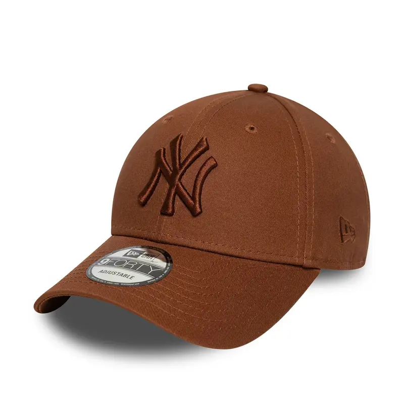 New York Yankees MLB League Essential Brown 9FORTY Adjustable Cap