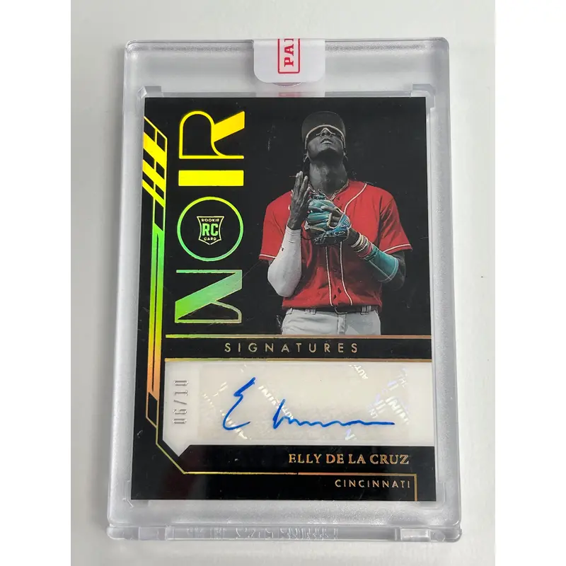 Elly de la Cruz 2023 Panini Noir Signatures Holo Gold #6/10