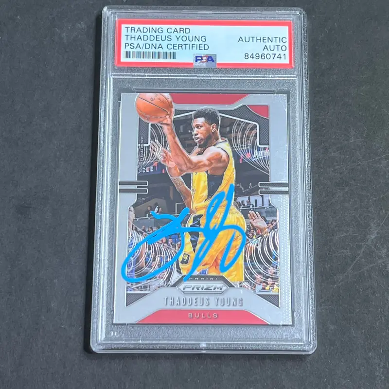 2019-20 Panini Prizm #217 Thaddeus Young Signed Card AUTO PSA Slabbed Bulls