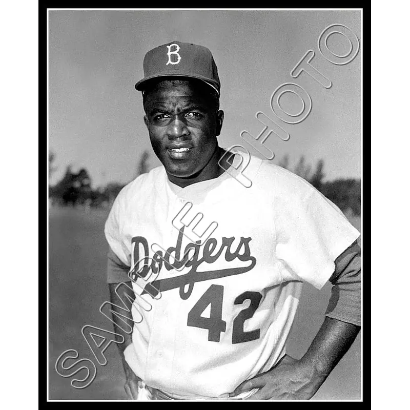 Jackie Robinson 8X10 Photo - Brooklyn Dodgers - 626