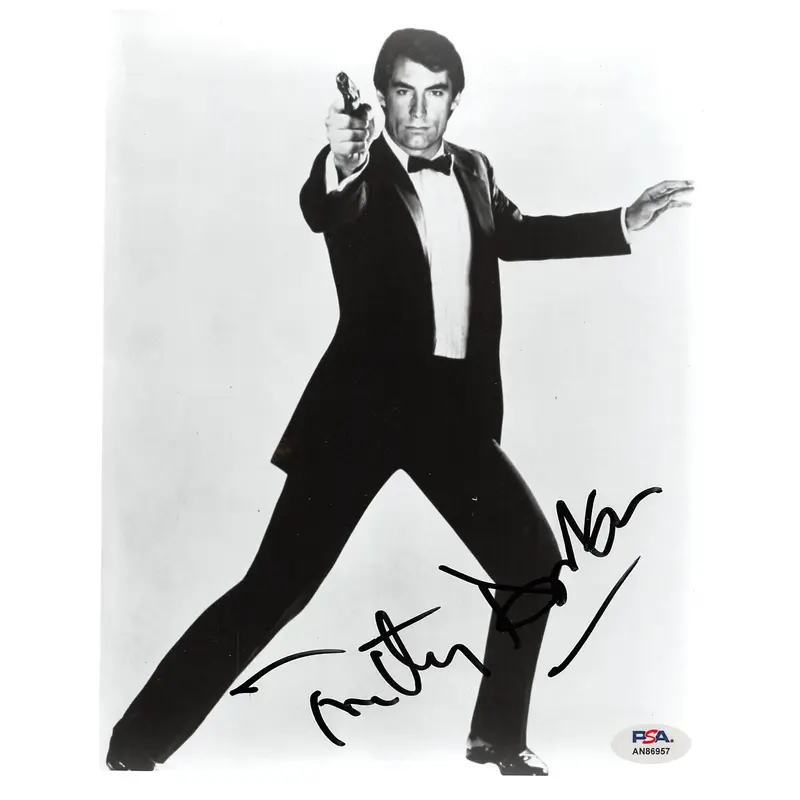 Timothy Dalton James Bond 007 Authentic Signed 8x10 Photo PSA/DNA #AN86957