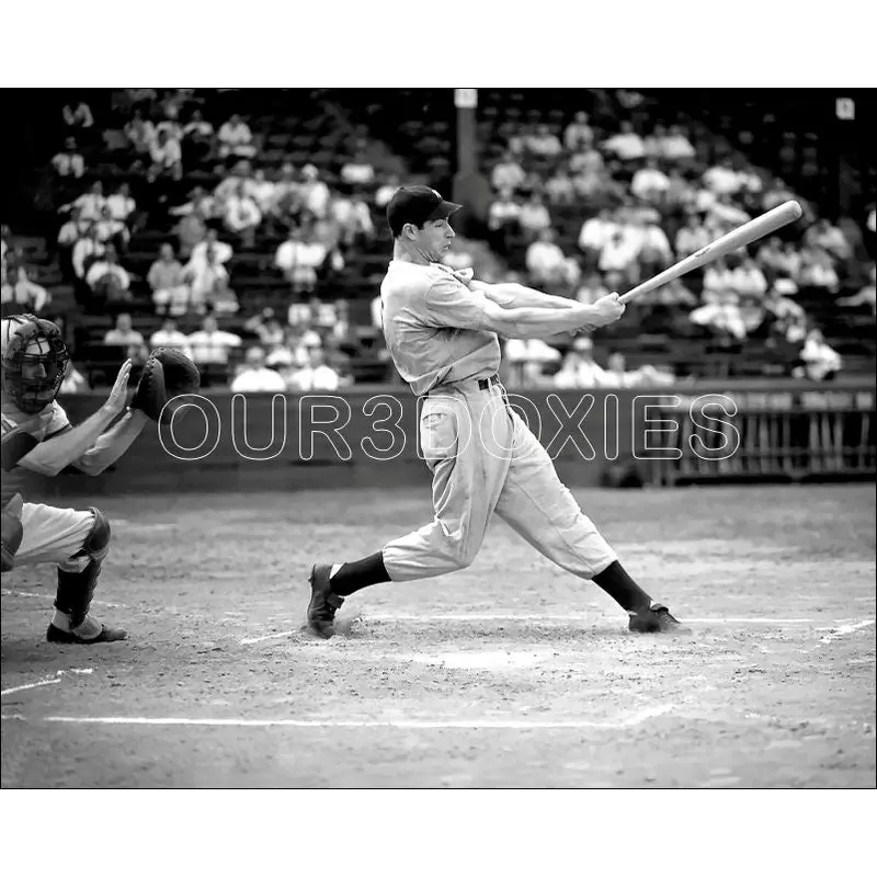 Joe Dimaggio 8X10 Photo - 1941 New York Yankees - 278