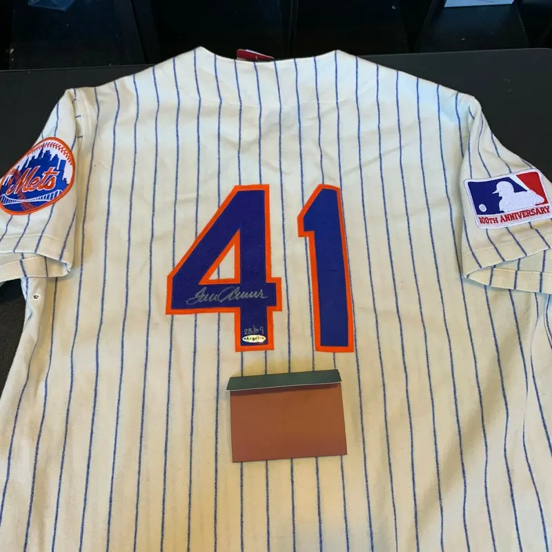 Stunning Tom Seaver Signed 1969 New York Mets Jersey UDA Upper Deck COA #28/69