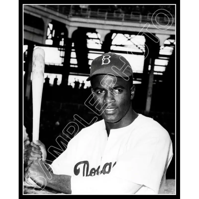 Jackie Robinson 8X10 Photo - Brooklyn Dodgers - 637