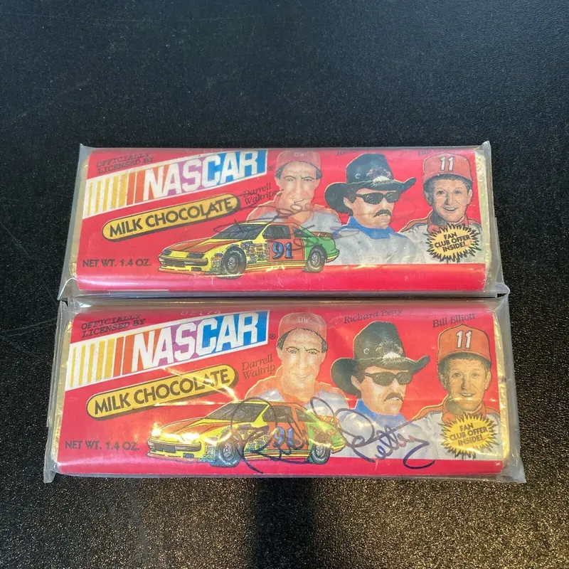 Lot Of (2) Richard Petty Signed Vintage 1980's Chocolate Bars NASCAR