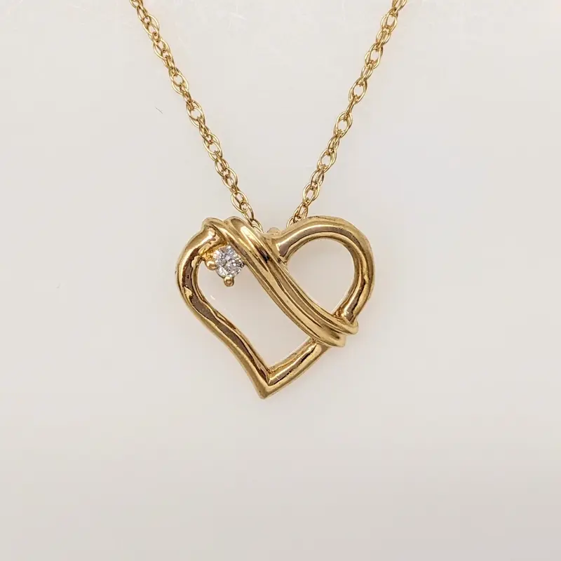 14K DIAMOND ROUND ESTATE HEART PENDANT & CHAIN 2.2 GRAMS