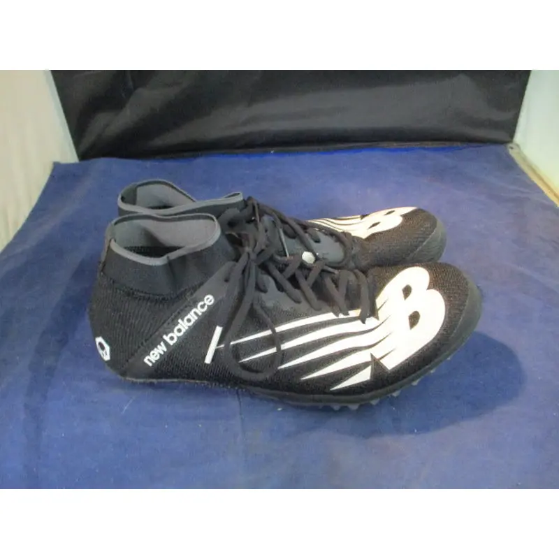 Used New Balance SD100v3 Cleats Youth Size 4
