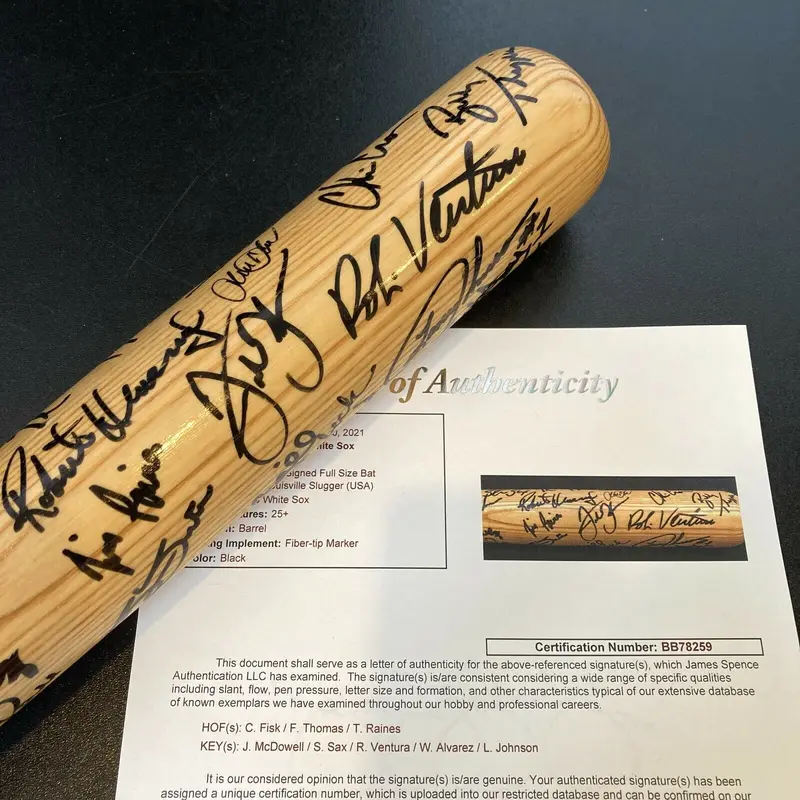 1992 Chicago White Sox Team Signed Bat Carlton Fisk Frank Thomas Tim Raines JSA